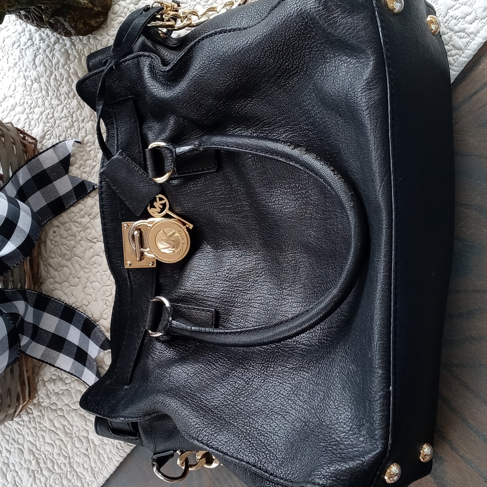 MK LEATHER PURSE/BAG/SATCHEL